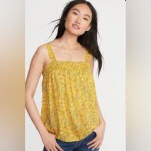 Old Navy Smocked Floral Swing Top for Women Sz Small